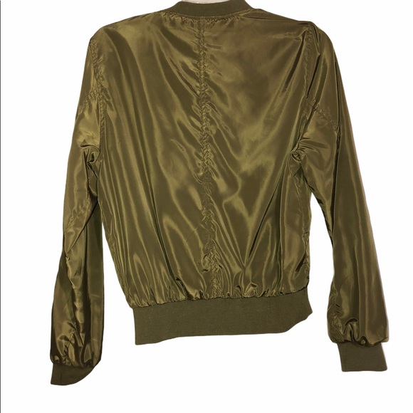 Light jacket with pockets - Picture 2 of 2